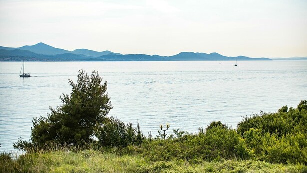 Beach - Sea-view Apartment in Zadar With Terrace (Zadar)