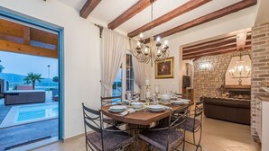 Immagine non classificata, 4 di 40, pulsante