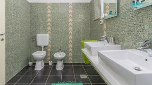 Cottage | Bathroom | Bathtub, hair dryer, towels - Beautiful Villa Situated on the Istrian East Coast, Close to the Beach (Barban)