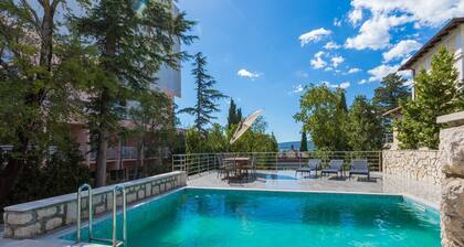 Stunning Holiday Home in Selce With Private Pool