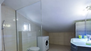Unclassified image, 5 of 18, button - Adorable Apartment in Kvarner With Sea View (Novi Vinodolski)