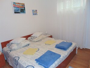 House | 2 bedrooms, individually furnished, bed sheets - Amazing 2 Storey Holiday Home With 120m Roof Terrace, Directly on the Beach (Sveti Filip i Jakov)