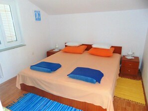 House | 2 bedrooms, individually furnished, bed sheets - Amazing 2 Storey Holiday Home With 120m Roof Terrace, Directly on the Beach (Sveti Filip i Jakov)