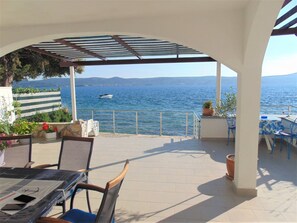 House | Exterior - Amazing 2 Storey Holiday Home With 120m Roof Terrace, Directly on the Beach (Sveti Filip i Jakov)