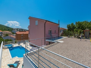 Exterior - Spacious House Apartment With Swimming Pool & Sea View (Novi Vinodolski)