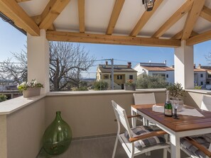 Balcony - Beautiful Decorated Apartment With sea View Near the Olive Groves and the sea (Porec)
