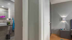 Unclassified image, 4 of 32, button - Beautiful Decorated Apartment With sea View Near the Olive Groves and the sea (Porec)