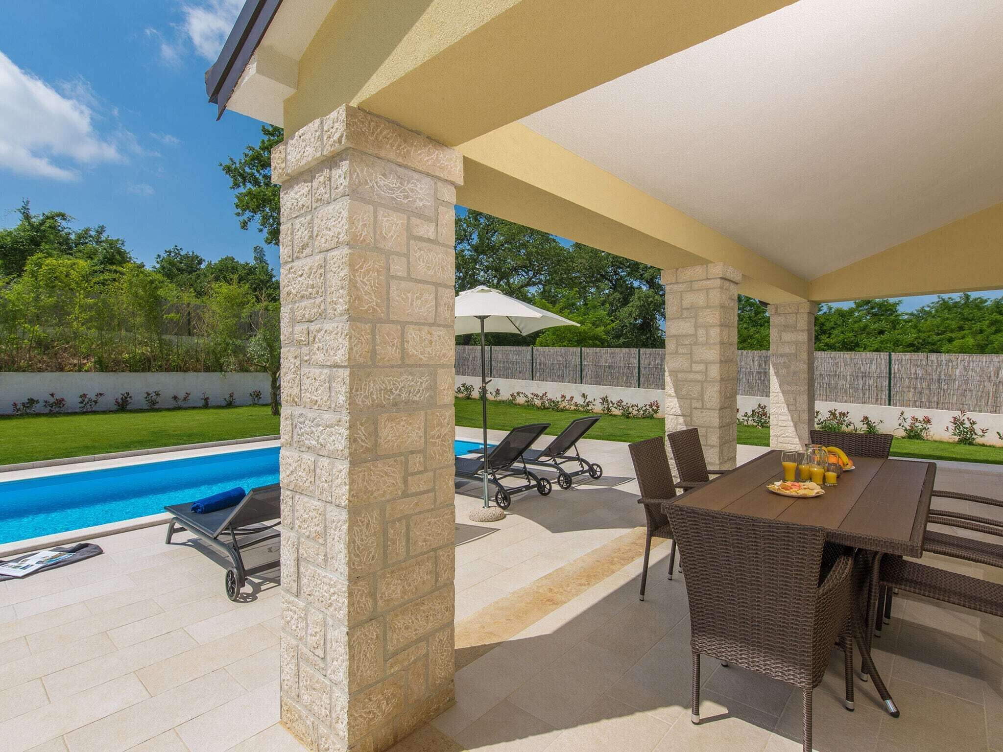 Cottage | Balcony