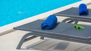 Outdoor pool - Villa Giovanna Fuskulin with Pool near Beach (Porec)