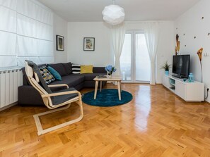 Living room - Charming Holiday Home in Ribarici With Garden (Ogulin)
