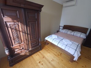 House | 3 bedrooms, individually furnished, iron/ironing board, bed sheets - Spacious Holiday Home With Terrace & Great Sea View (Crikvenica)