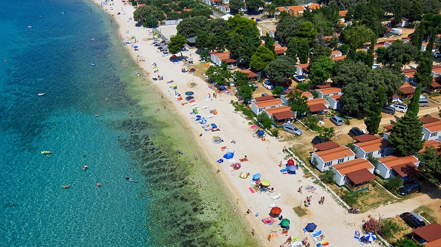 Spacious Apartment in Novalja near Sea