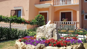 Unclassified image, 3 of 40, button - Apartment in Vrsi Near the Sea (Vrsi)