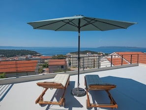 Villa | Balcony