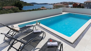 Unclassified image, 2 of 31, button - Luxurious Villa in Rogoznica With Pool (Rogoznica)