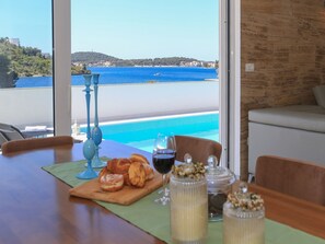 Dining - Luxurious Villa in Rogoznica With Pool (Rogoznica)