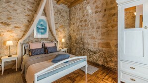 Maison | 3 chambres, fer et planche à repasser, ameublement personnalisé