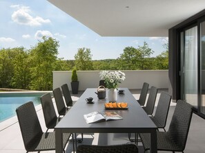 Exterior - Luxurious Villa 55 with Hot Tub, 2 Swimming Pools, Sauna in Central Istria (Pazin)