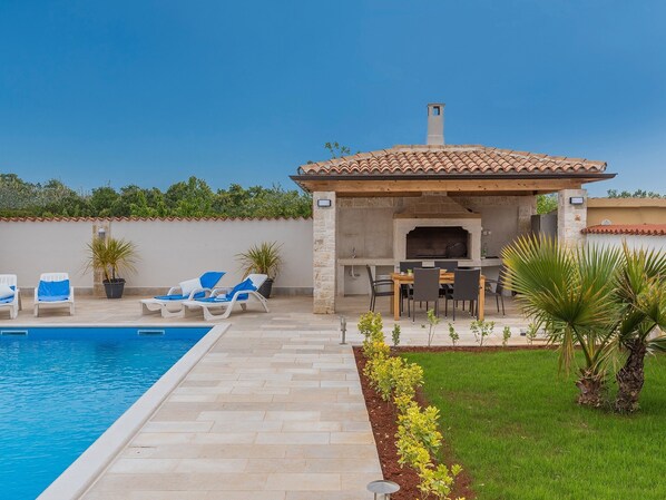 Cottage | Balcony