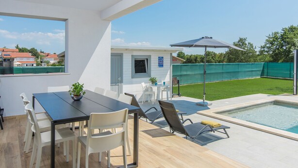 Unclassified image, 1 of 35, button - Modern Luxurious Villa for 8- 10 People With Private Swimming Pool Near Porec (Porec)
