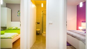 Room - Charming Detached House With Beautiful Private Garden, 300m From the sea (Pasman)