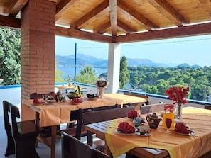Balcony - Charming Island Apartment & Garden, Near Sandy Beach and Restaurant, WiFi (Dubrovnik)