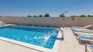 Piscine extérieure