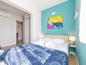 Casa | 2 habitaciones, muebles diferentes y ropa de cama 