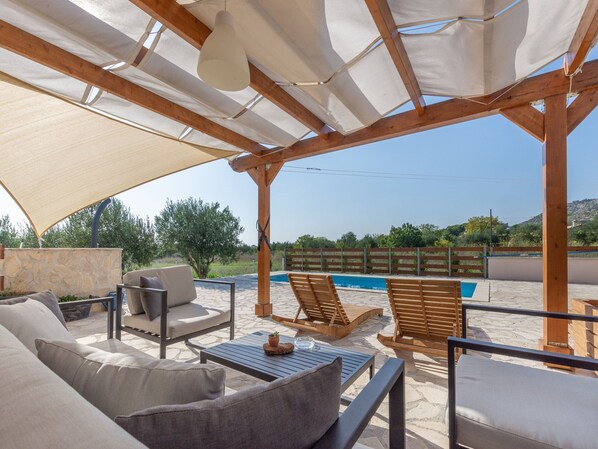 House | Balcony