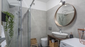 حمام | تجهيزات دش، مجففات شعر، مناشف