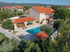 Villa | Pool