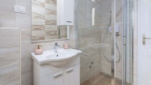 Unclassified image, 4 of 40, button - Modernly Equipped two Bedroom Apartment With Private Pool for 4-6 People (Tinjan)