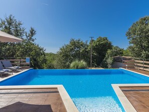 Piscine extérieure