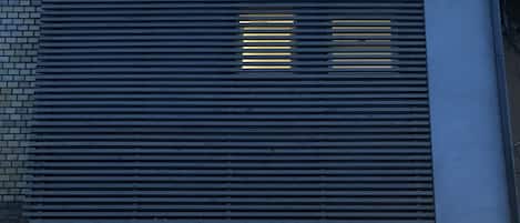 Façade de l’hébergement - soirée/nuit