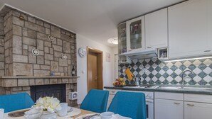 Coffee/tea maker, fridge, microwave, oven - Nicely Decorated Holiday House Adrijana in Umag (Umag)