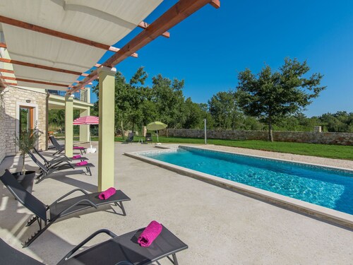 Newly Built Villa in a Secluded Location With a Pool for 8 People