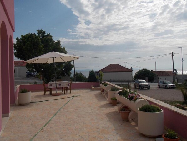 Exterior - Sea View Villa in Podstrana near Saint Martin Beaches (Podstrana)