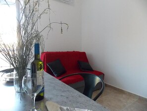 Dining - Sea View Villa in Podstrana near Saint Martin Beaches (Podstrana)