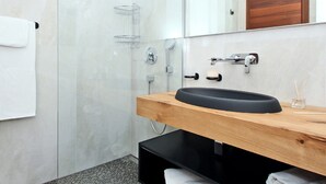 House | Bathroom