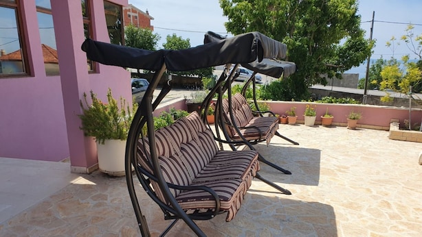 Sun deck - Simplistic Villa in Podstrana with Patio near Adriatic Sea (Podstrana)
