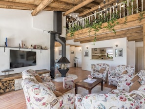 Cottage | Living room