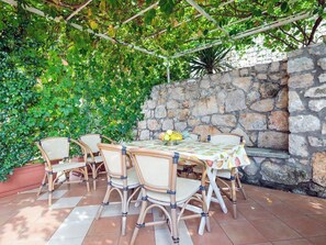 Balcony - Serene Mansion in Dubrovnik With Private Terrace (Dubrovnik)