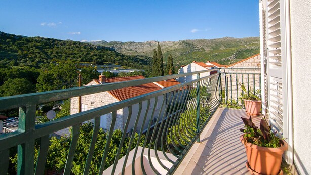Unclassified image, 1 of 29, button - Relax Studio in Quiet Area,large Terrace,300m From the Beach,parking,free Wi-fi (Dubrovnik)