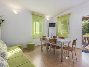 Living room - Holiday House With Private Pool for 6-8 Persons in the Holiday Park Jelovci (Tinjan)