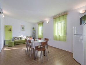 Living room - Holiday House With Private Pool for 4-6 Persons in the Holiday Park Jelovci (Tinjan)