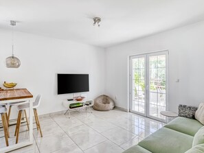 Dining - Comfortable Villa in Orebić with Garden near Seabeach  (Orebic)