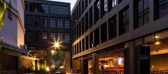 BED STATION HOSTEL KHAOSAN