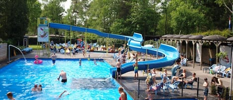 Piscine extérieure, piscine chauffée