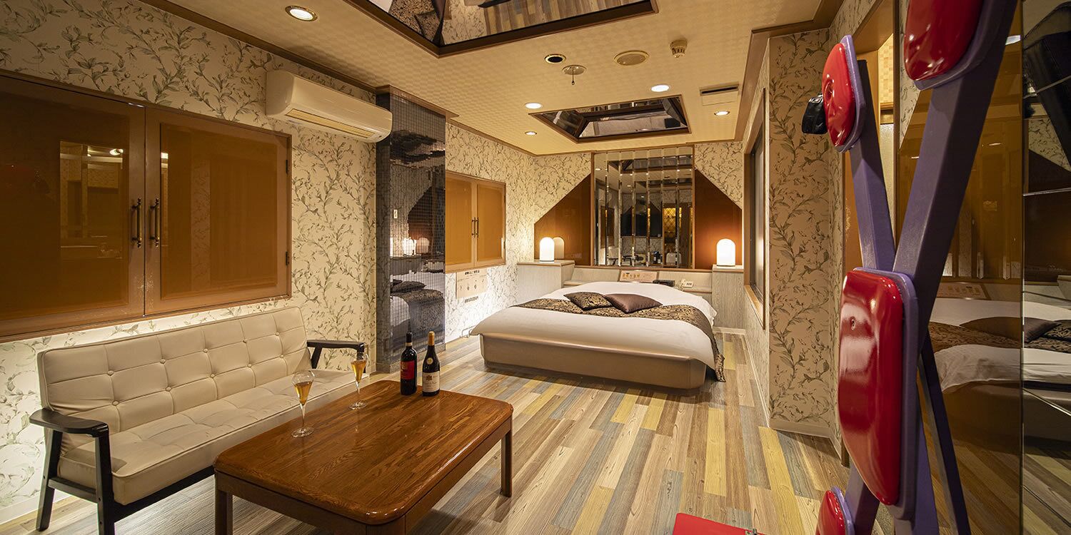 Soundproofing, free WiFi