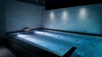Baño termal público